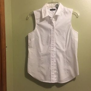 White sleeveless collared shirt